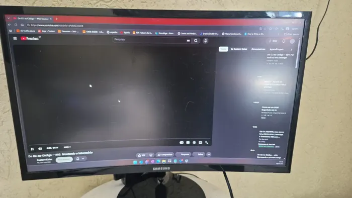 Monitor curvo 24"