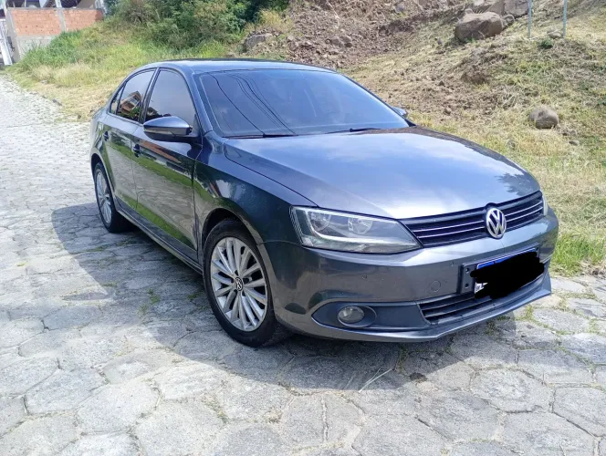 Volkswagen Jetta Comfortline 2.0 T.flex 8V 4P Mec. 2011