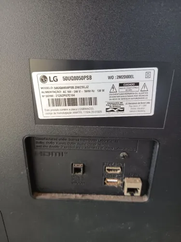 Vendo Televisão LG para pessas. Display com problema. Valor negociável. Venda urgente.