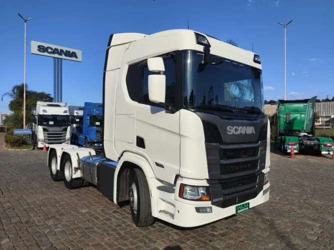 SCANIA R560 A6X4 RETARDER