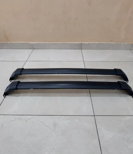 Vendo rack (travessas) para maleiro (baú) de teto Fiat Pulse e Argo