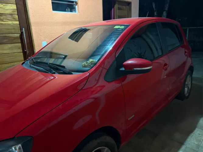 Volkswagen Fox 1.0 MI Total Flex 8V 3P 2013