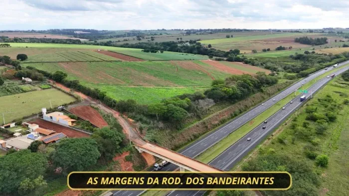? Terreno à venda com 127.028mil metros quadrados