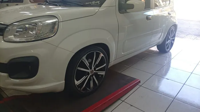 Fiat Uno Attractive 1.0 Flex 6V 5P 2017