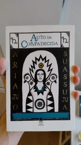 "O Auto da Compadecida" de Ariano Suassuna
