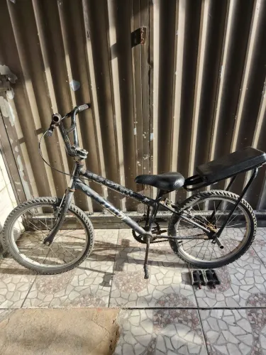 BMX CALOI ARO 20 MONTADINHA