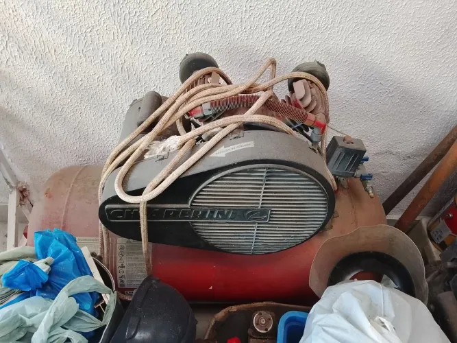 Compressor Chiaperine 10,2 pés semi novo<br>R$ 2.000,00<br>
