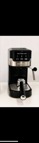 Maquina de café em grãos e cápsula