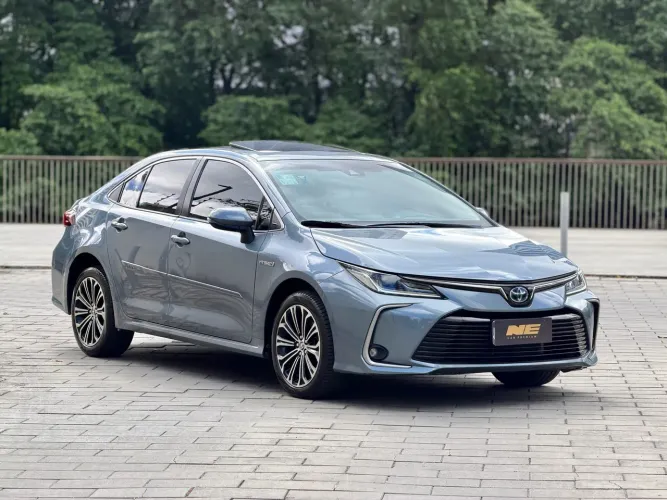 Toyota Corolla Altis Prem. Hybrid 1.8 Flex AUT 2020