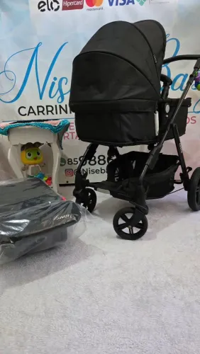 Carrinho e Bebê Conforto