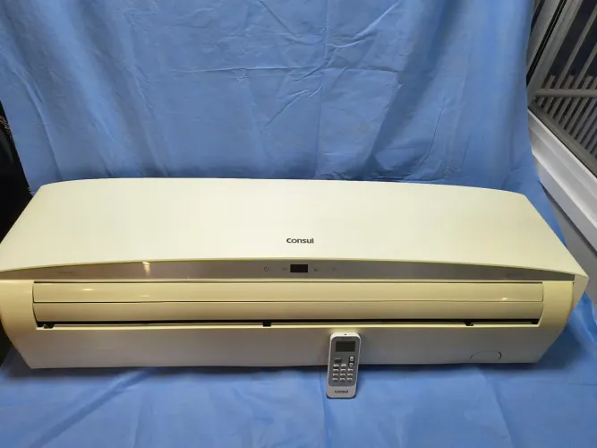 Ar condicionado Inverter 22000 BTUs Quente e frio