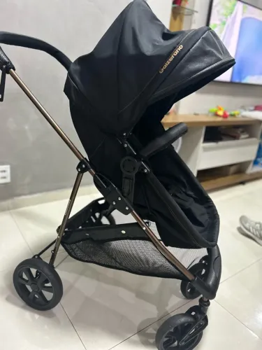 Carrinho de Bebê Galzerano Preto - Muito Conservado