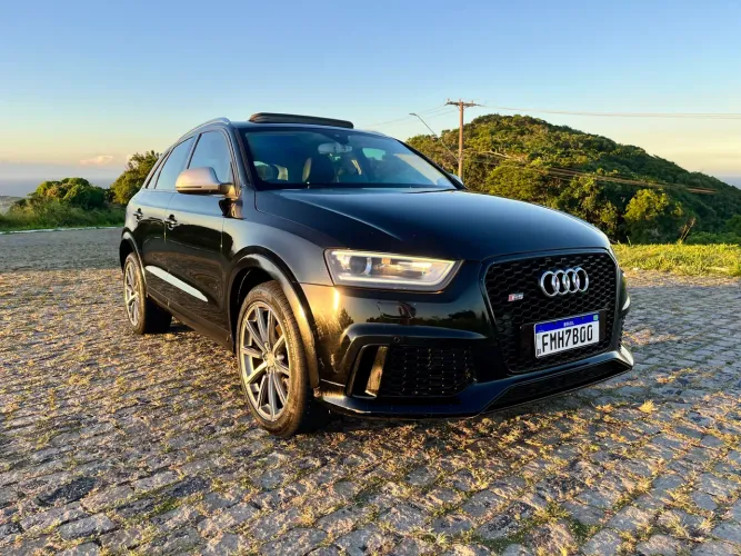 Audi Q3 2.0 TFSI Quat. 211/220cv S-tronic 5P 2013