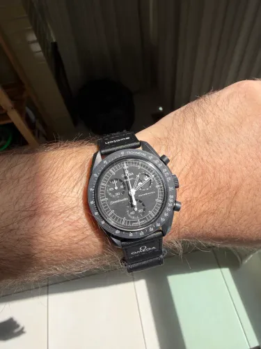 MoonSwatch Mission to the Moonphase Snoopy Zerado Omega