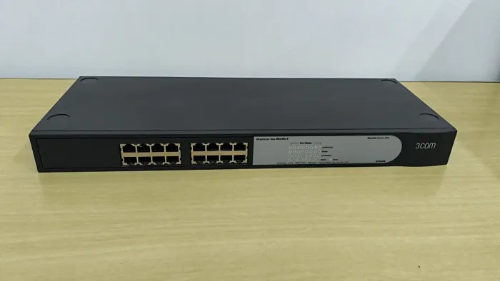 Switch 3com - 3c16470b 16 Portas, Baseline 2016