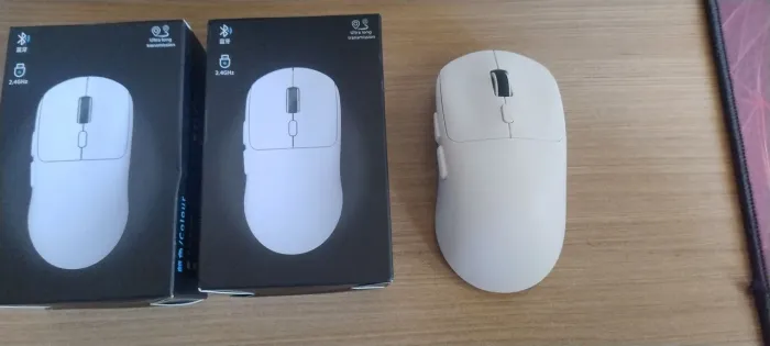 Mouse Gamer ultraleve 