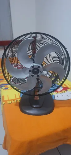 Vendo esse ventilador grande