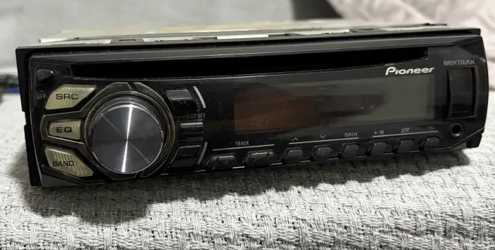 Toca CD USB Pioneer Mixtrax DEH-x1650UB