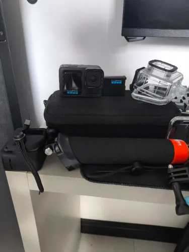 GoPro Hero 13 Black - Kit Completo / Impecável (Usado 2 vezes) Acessórios Originais