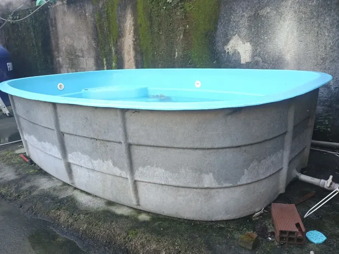 Piscina de fibra