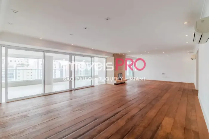Apto de 335m2 alto padrão, com 3 dorm, todos suites e 4 vagas no Moema pássaros fora de ro