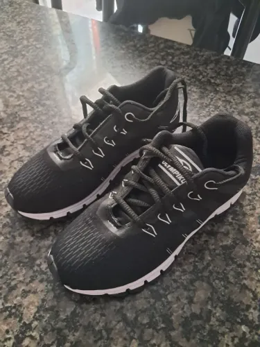 Tênis feminino
