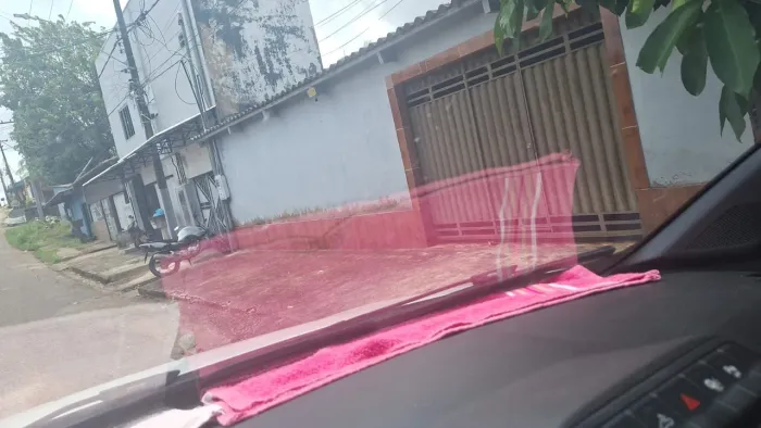 Vende-se R$180.000 aceito veículo