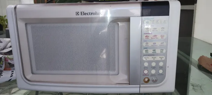 MICRO ONDAS ELECTROLUX