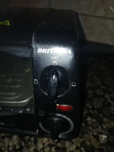 Forninho elétrico Britânia 