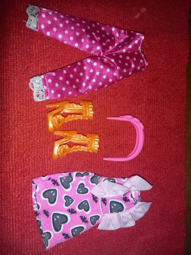 Monster high roupas e acessório