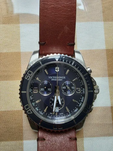 Victorinox maverick 