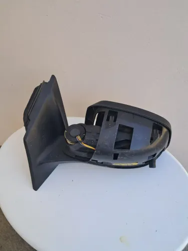 Retrovisor esquerdo Ford Focus sem capa 