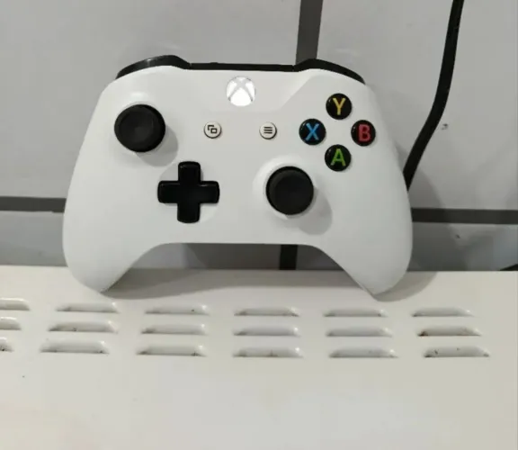Controle Xbox one s. leia descrição