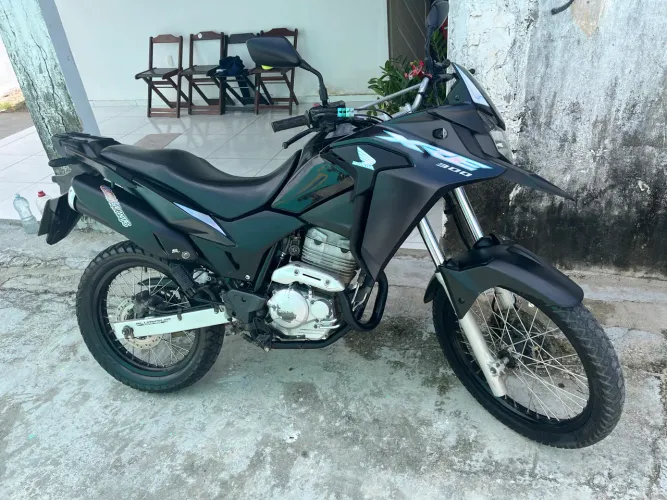 Xre 300 2020