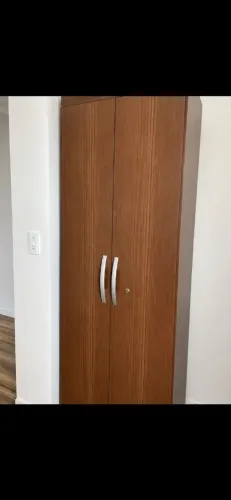 Vendo armário multiuso 