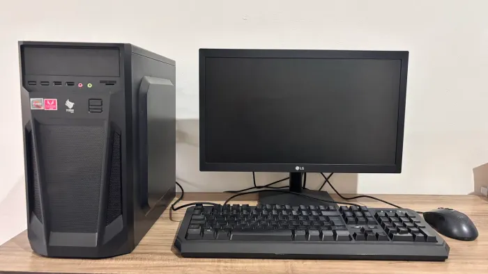 Vende-se Computador de mesa