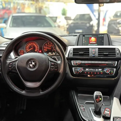 BMW 320I A Modern/sport TB 2.0/a.flex 16V 4P 2018
