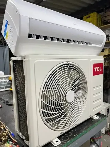 Vendo ar condicionado tcl 9mil BTUs inverter quente e frio