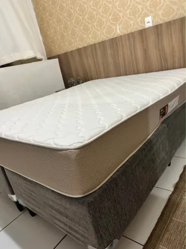 Cama Box Queen