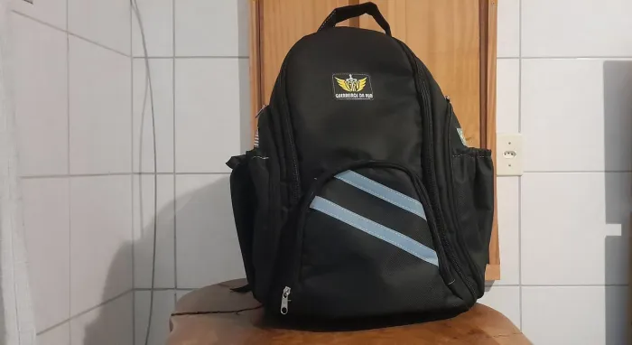 Bag e mochila casual retrátil 80 LT. Marca Guerreiros da rua