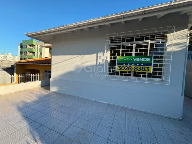 Casa 3 quartos na Agronômica