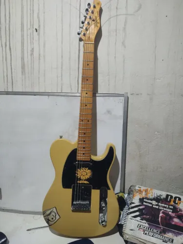 Guitarra Telecaster