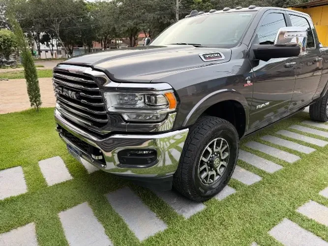Ram 3500 Limited Longhorn 6.7 TB CD Diesel 2024