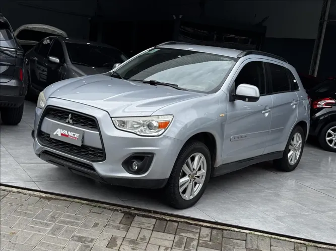 Mitsubishi ASX 2.0 16V 160cv Aut. 2013