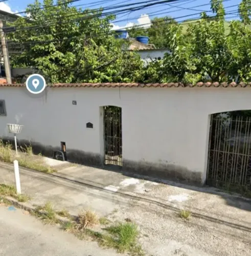 CASA COM EXCELENTE LOCALIZAÇÃO PROX. AO SHOPPING DA PEDREIRA