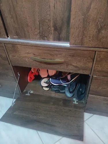 Vendo guarda-roupa novo