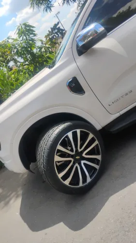 Roda 22 s10 ranger pneus semi novo 265 40 22 aderenza apenas 6890.00