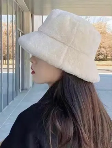Vendo chapéu estilo balde (bucket hat)