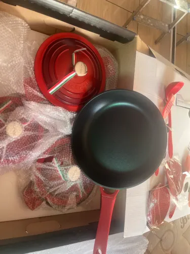 Conjunto de panelas/ Lê Brunet