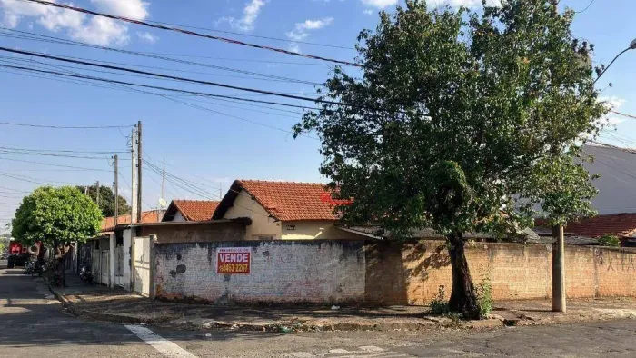 3 Casas com 6 dormitórios à venda, 77 m² por R$ 420.000 - Vila Ferrarezi - Santa Bárbara D